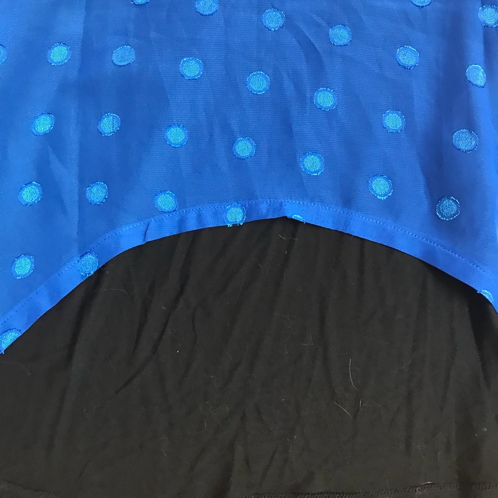 Cooperative sheer two toned sleeveless top - Picture 4 of 8